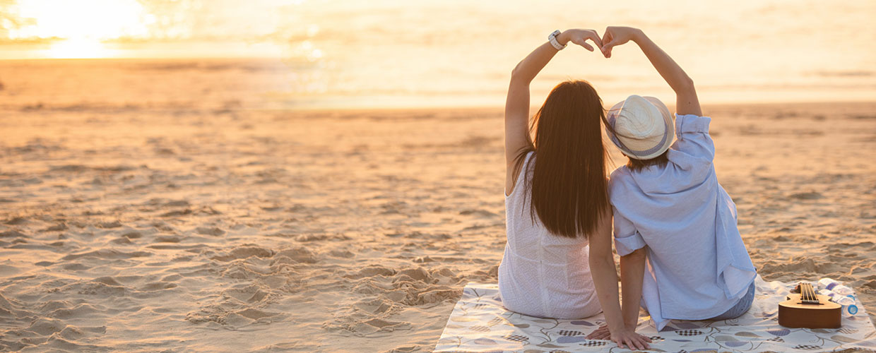 Membuat Momen Spesial dengan Liburan Romantis Akhir Tahun Menggunakan Mobil